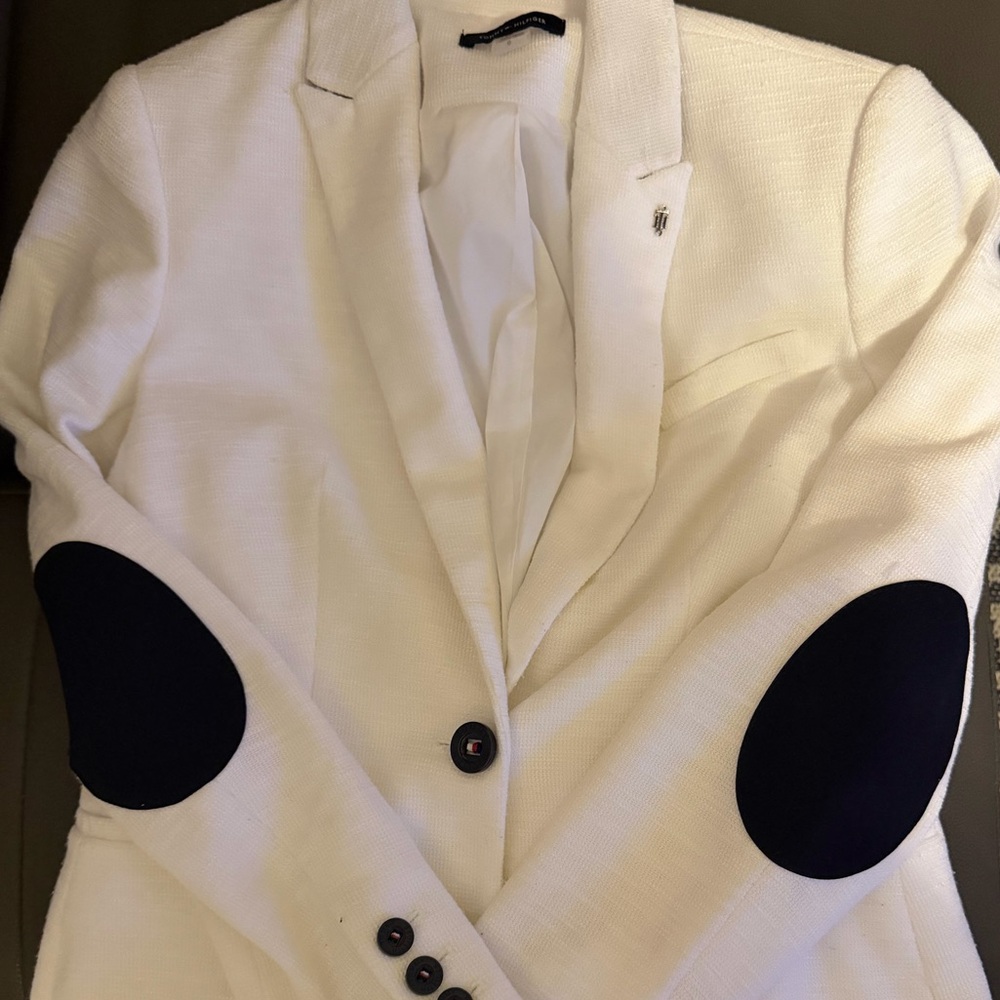 Tommy Hilfiger White Blazer with Navy Blue